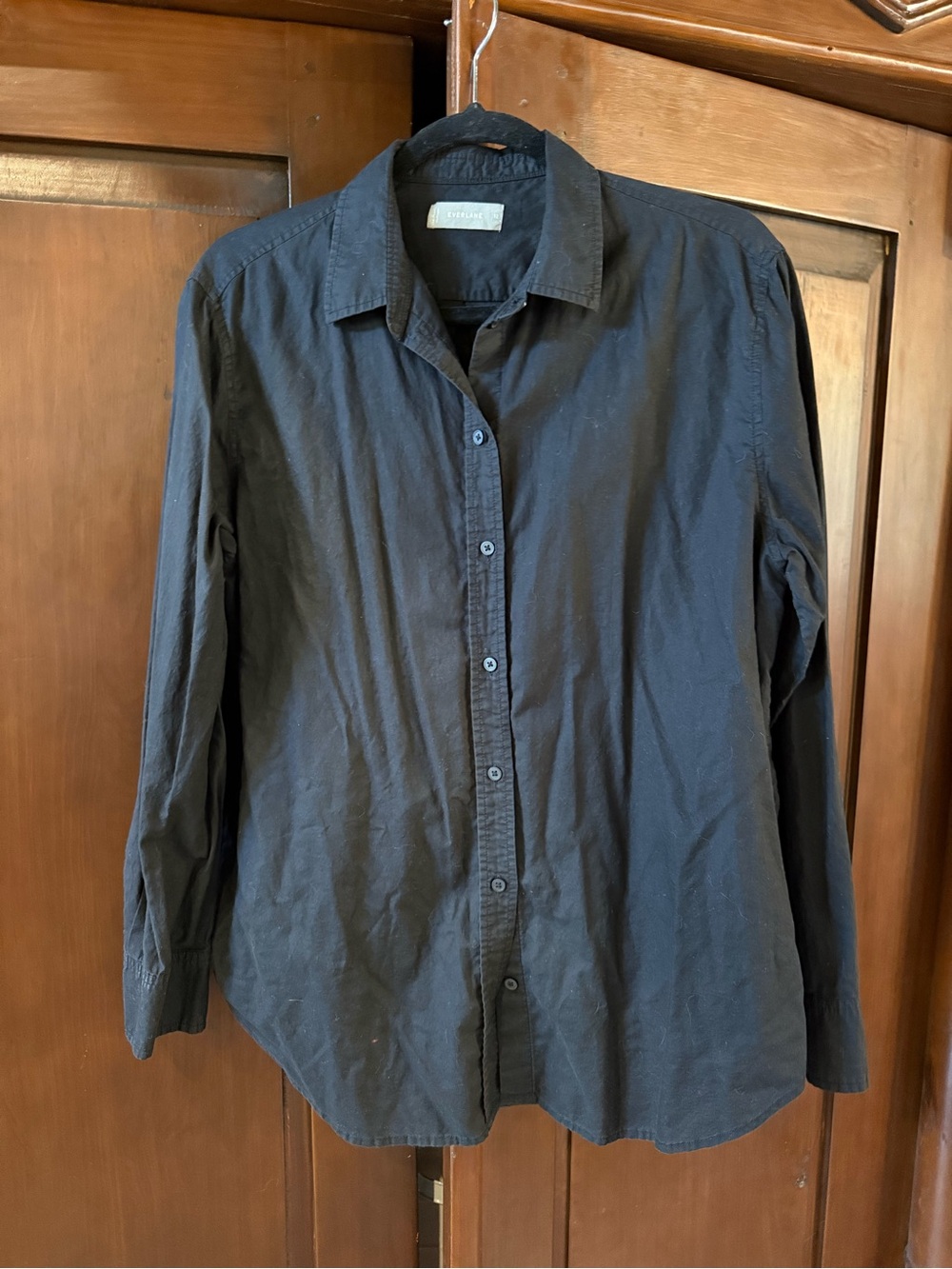 Women’s Everlane Black Button Down